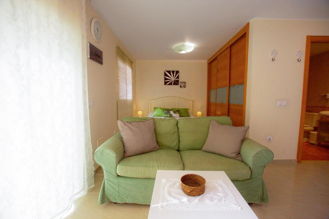 Book Jet - Hibiscus Beach Front กอสตากาลมา ภายนอก รูปภาพ